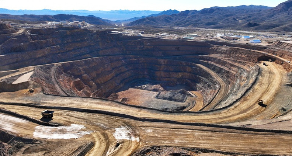 दुर्लभ खनिज क्षेत्रमा चीनको प्रभुत्व घटाउन अमेरिकाले १.६ अर्ब डलर लगानी गर्ने