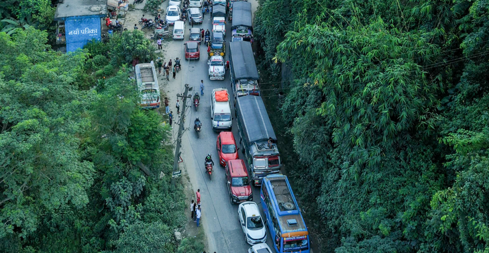 गल्छी–बैरेनी खण्ड एकतर्फी खुल्यो, साँझसम्म पृथ्वी राजमार्ग पूर्ण सञ्चालनको तयारी