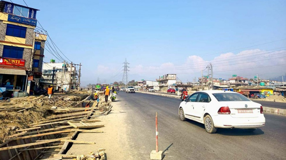 मधेशमा जनजीवन लयमा फर्किंदै, लामो दूरीका बस पुनः सञ्चालनमा