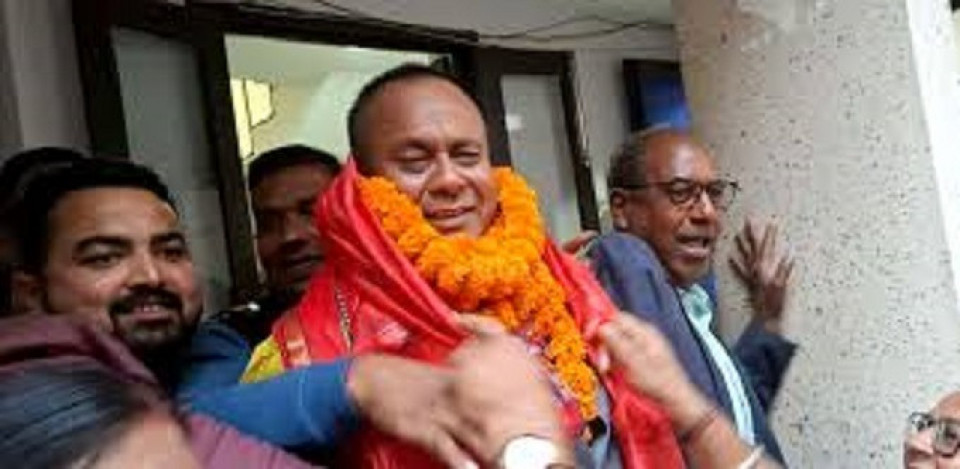 मधेश प्रदेश राजनीतिमा नयाँ मोड, जसपा बाहिरिँदा एमाले सरकारमा, मुख्यमन्त्री यादवले विश्वासको मत लिँदै