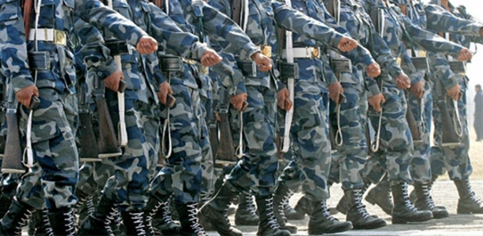 टीकापुर तालिम केन्द्रमा शारीरिक अभ्यासका क्रममा एकैपटक सात सशस्त्र प्रहरी जवान बेहोस, सुर्खेत रिफर